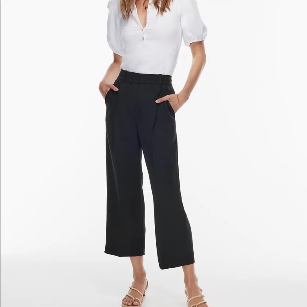 Aritzia Wilfred Effortless Cropped Pants, Size 2, Black